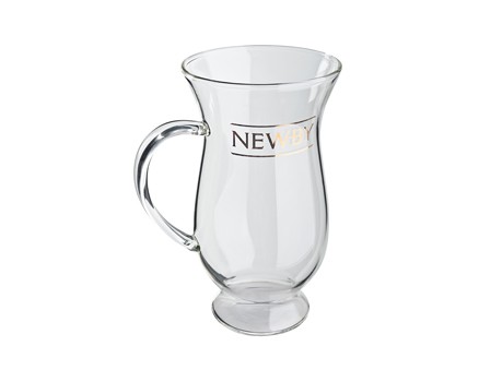 Illustration : newby glass teacup: teaware